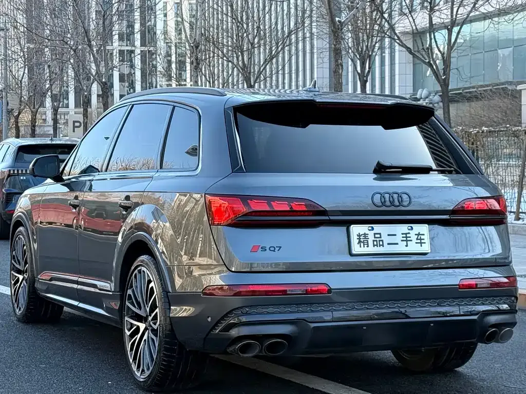 Audi SQ7 — фото 8