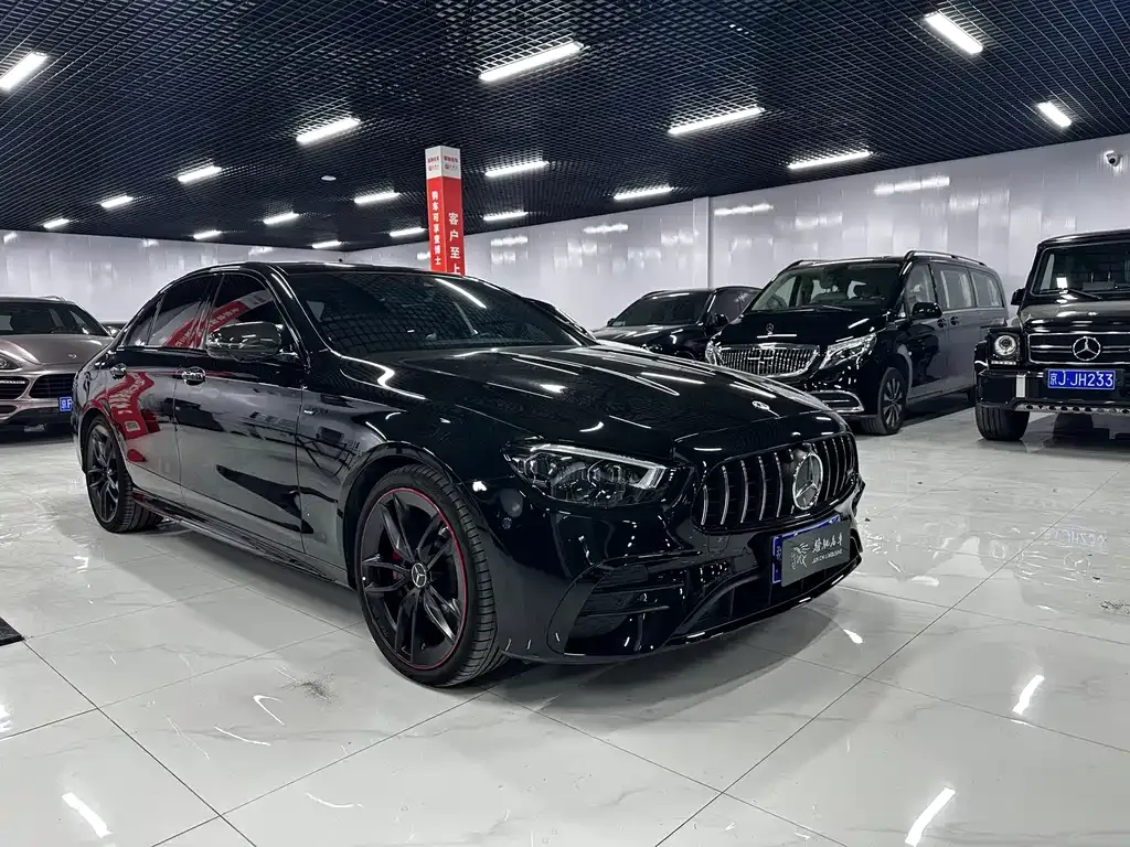Mercedes-Benz E-Class AMG — фото 8