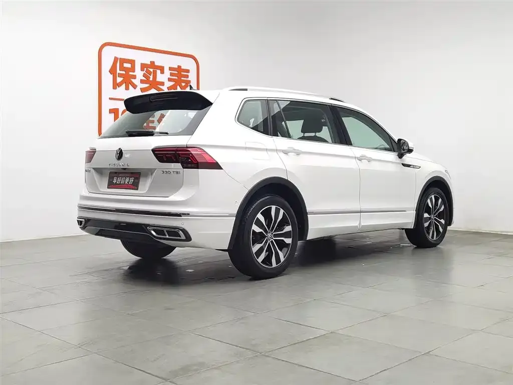 Volkswagen Tiguan L — фото 2