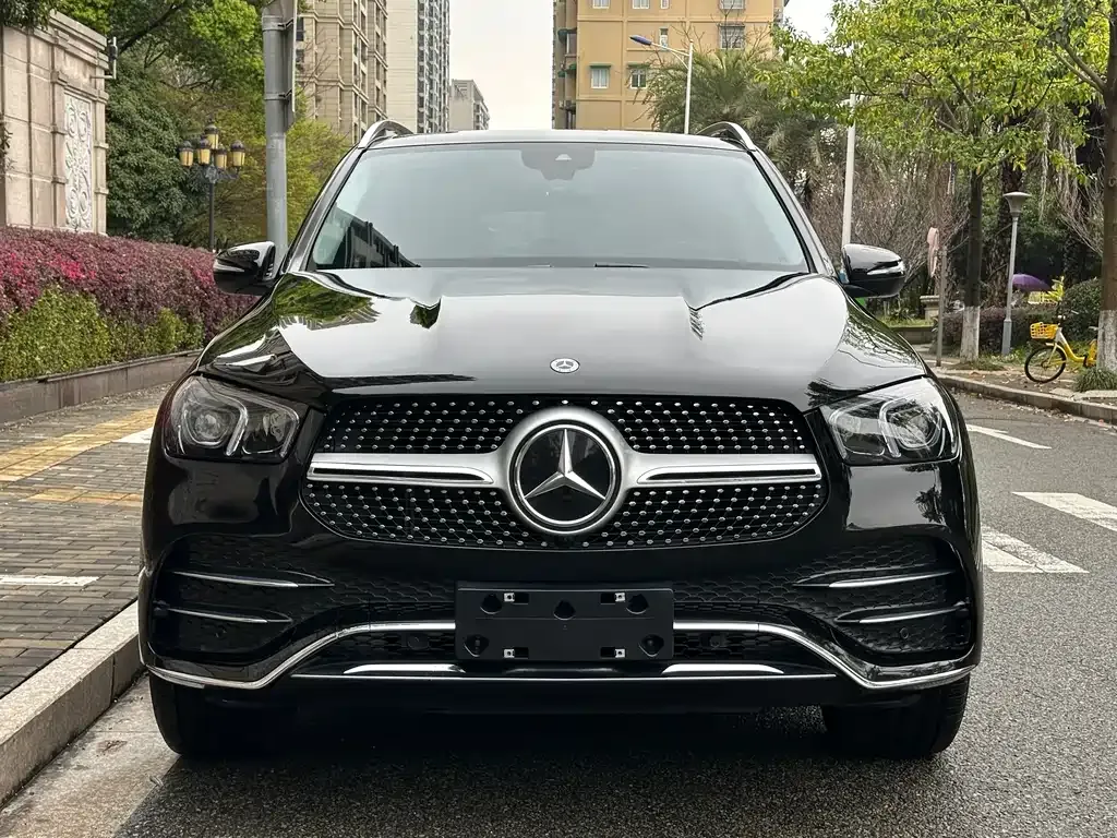 Mercedes-Benz GLE — фото 6