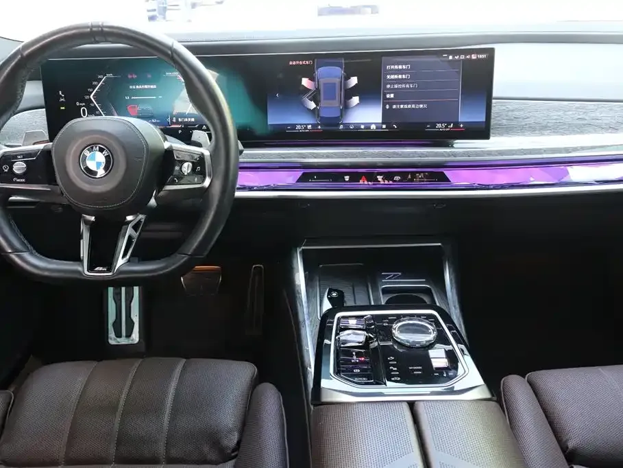 BMW 7 Series — фото 10