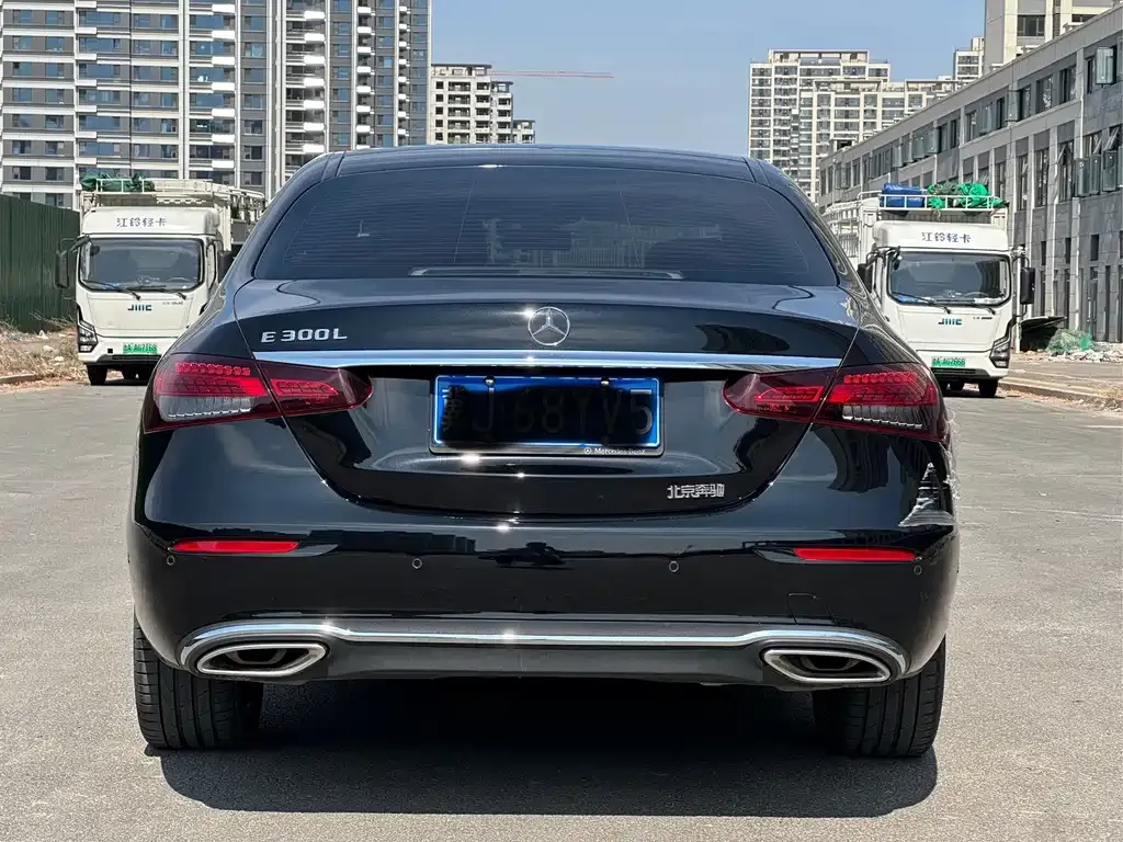 Mercedes-Benz E-Class 2023 из CN, фото 9