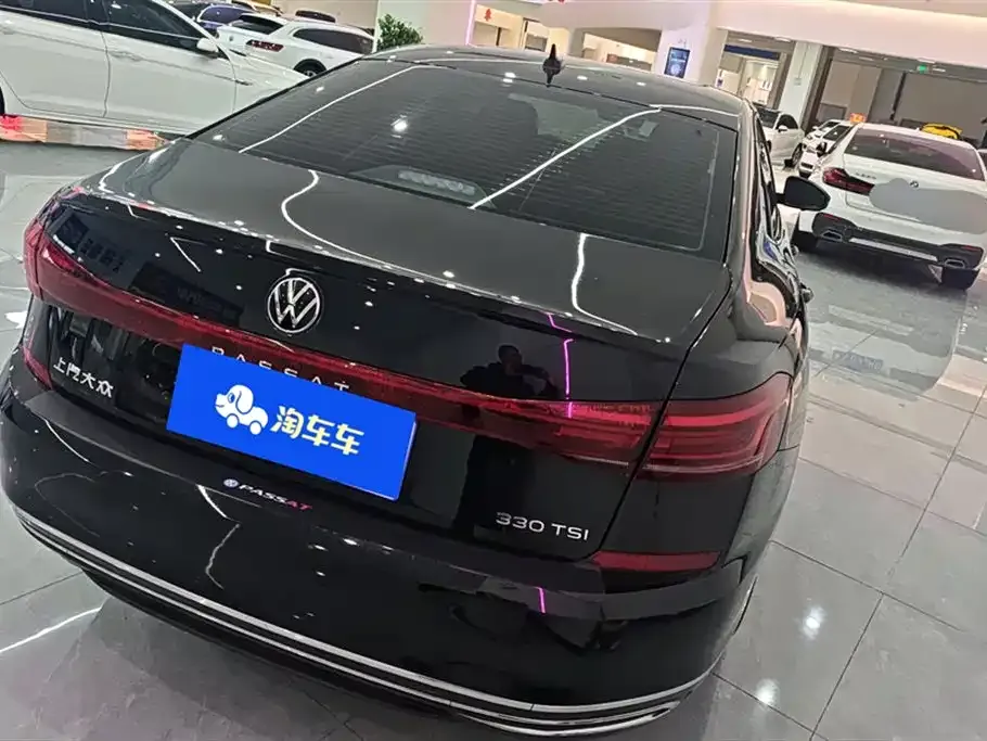 Volkswagen Passat 2023 из CN, фото 7