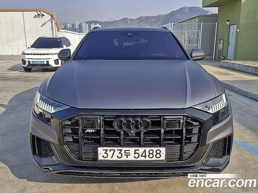 Audi SQ8