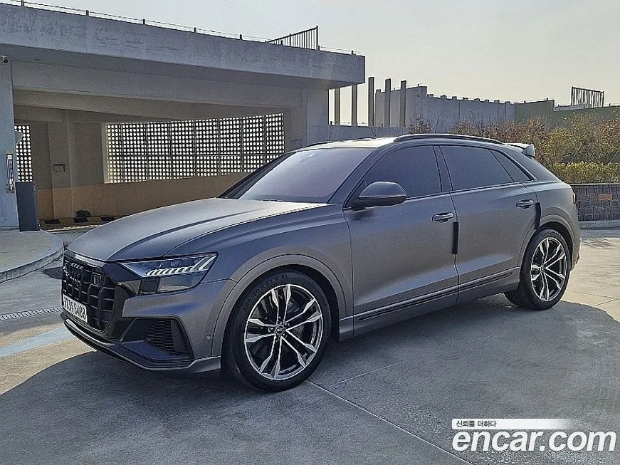 Audi SQ8 2021 из KR, фото 9