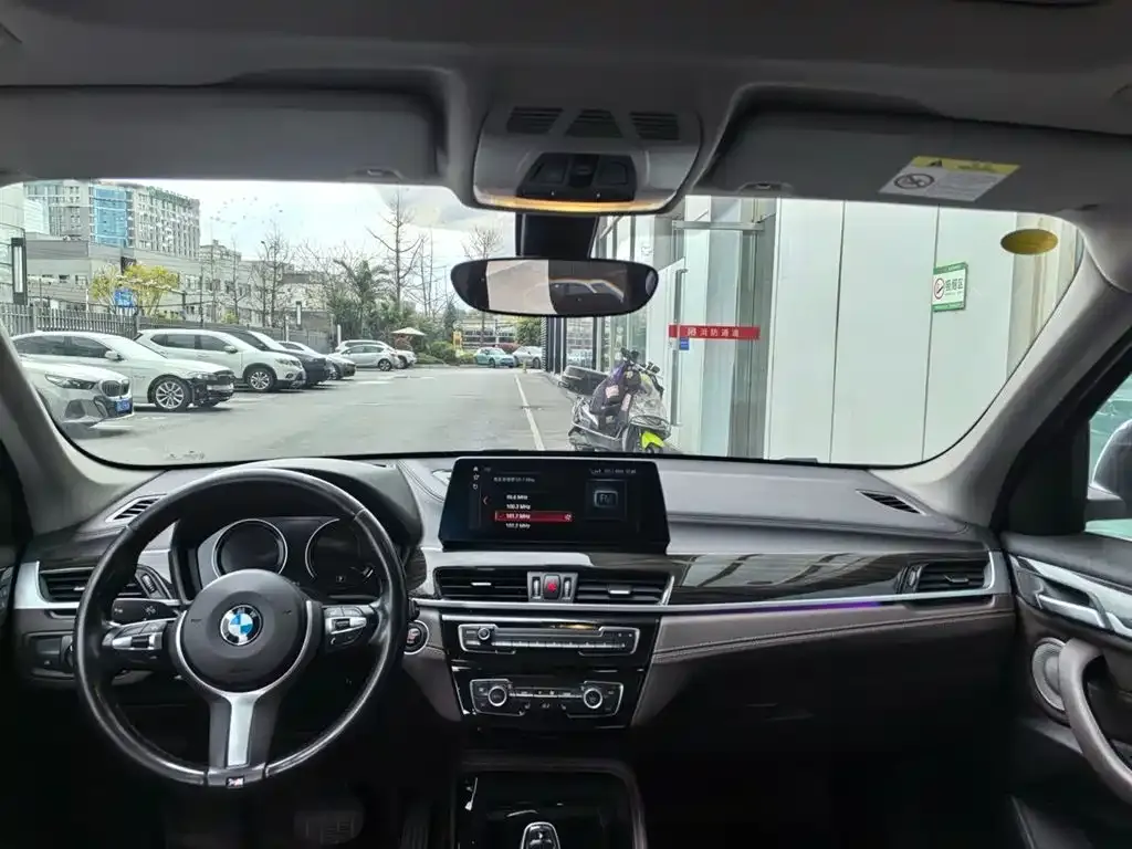 BMW X1 2021 из CN, фото 5