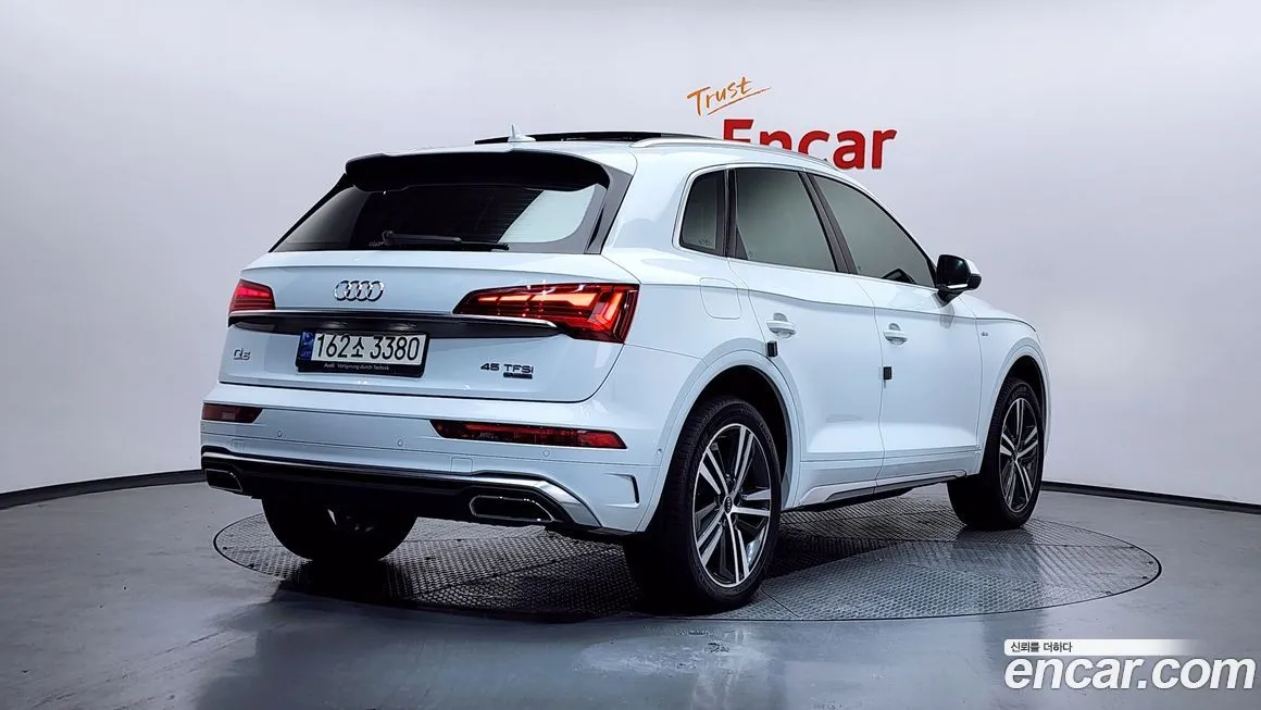 Audi Q5 — фото 4