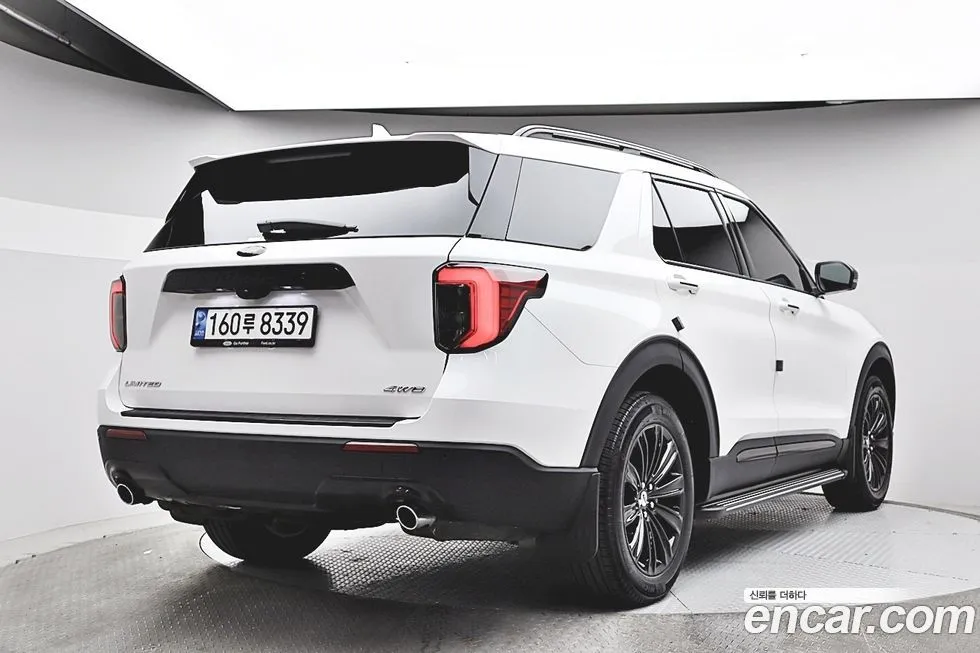 Ford Explorer 2022 из KR, фото 2
