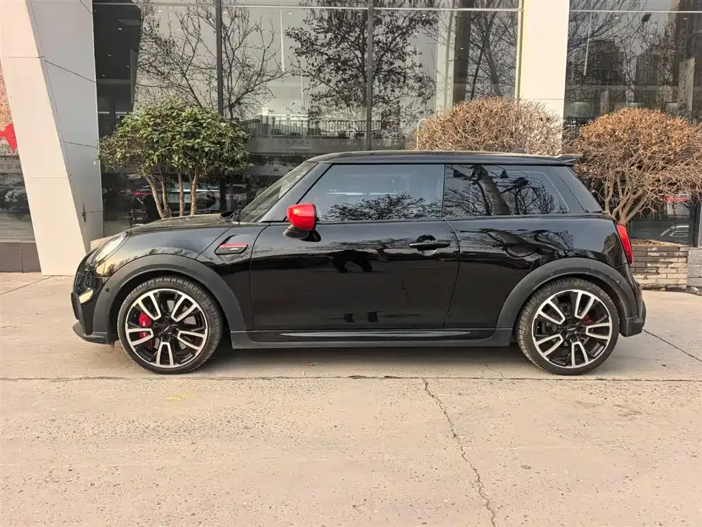 MINI JCW (John Cooper Works) 2022 из CN, фото 3