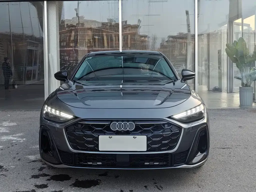 Audi A5L — фото 5
