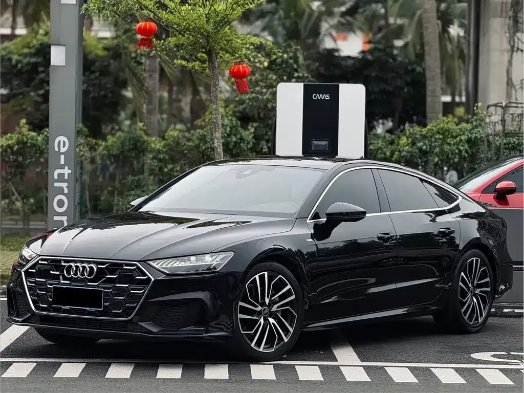 Audi A7 — фото 1