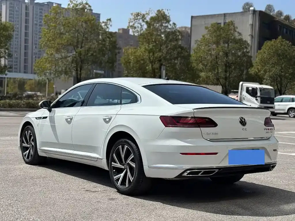 Volkswagen CC — фото 6