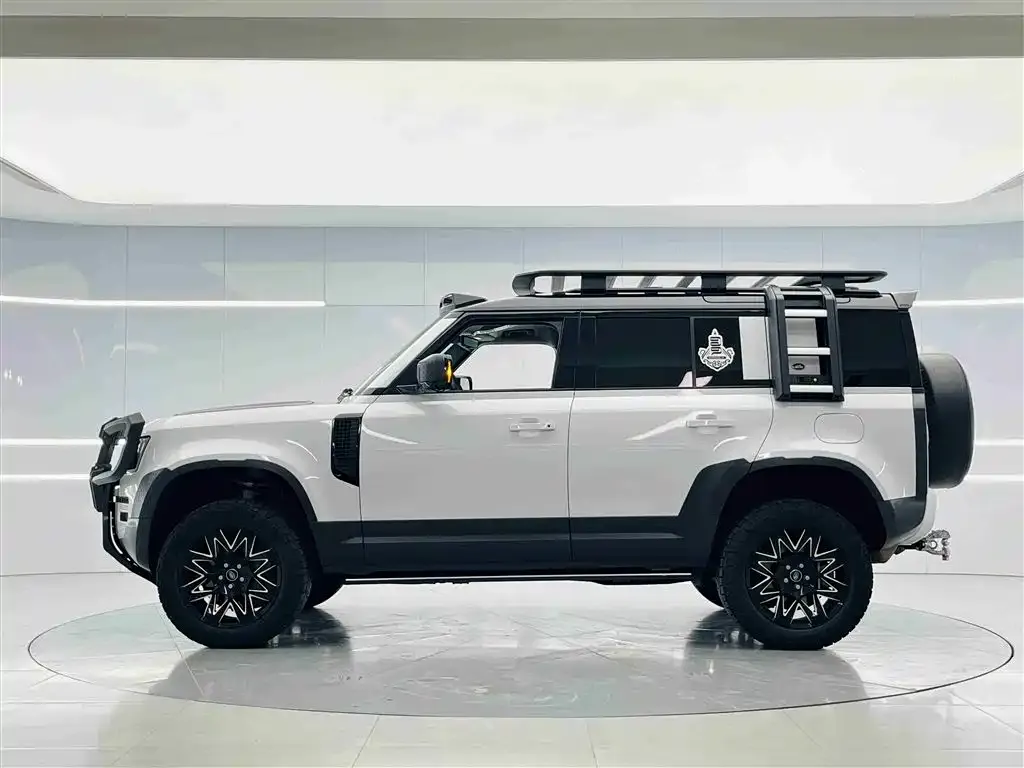 Land Rover 路虎卫士新能源 — фото 4