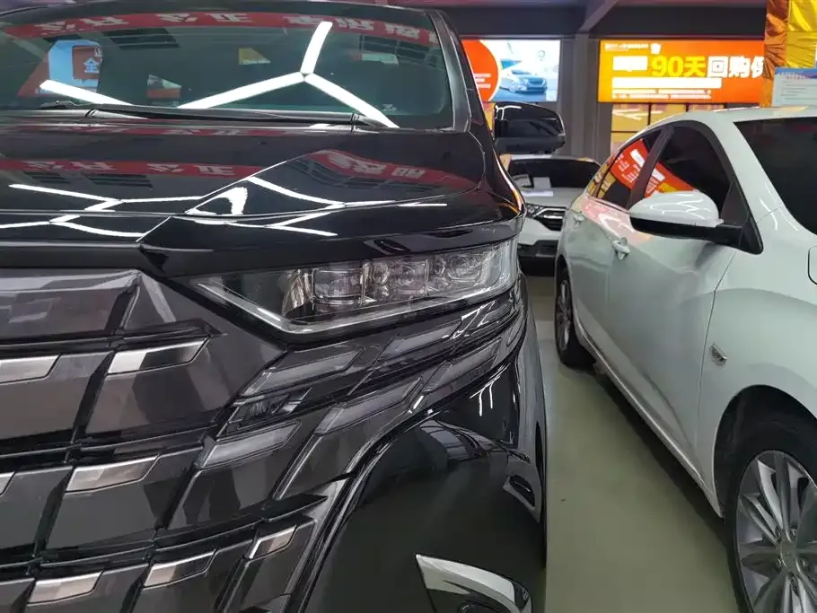 Toyota Alphard 2024 из CN, фото 8