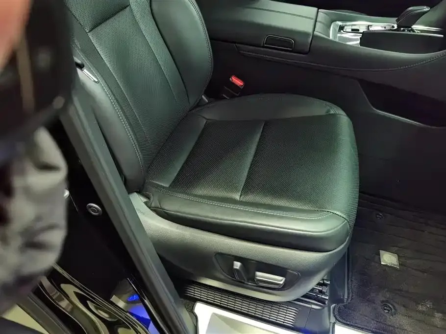 Toyota Alphard 2024 из CN, фото 6