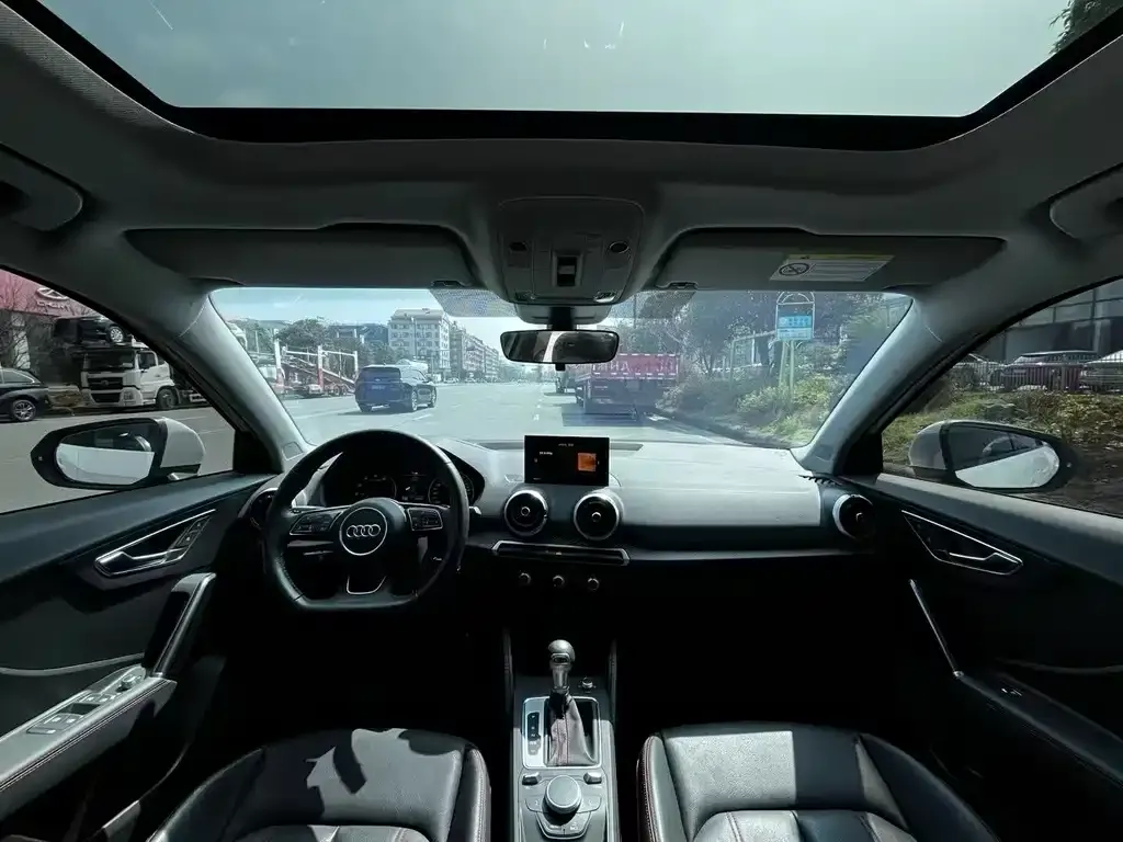 Audi Q2L 2021 из CN, фото 6