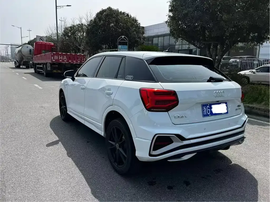 Audi Q2L 2021 из CN, фото 5