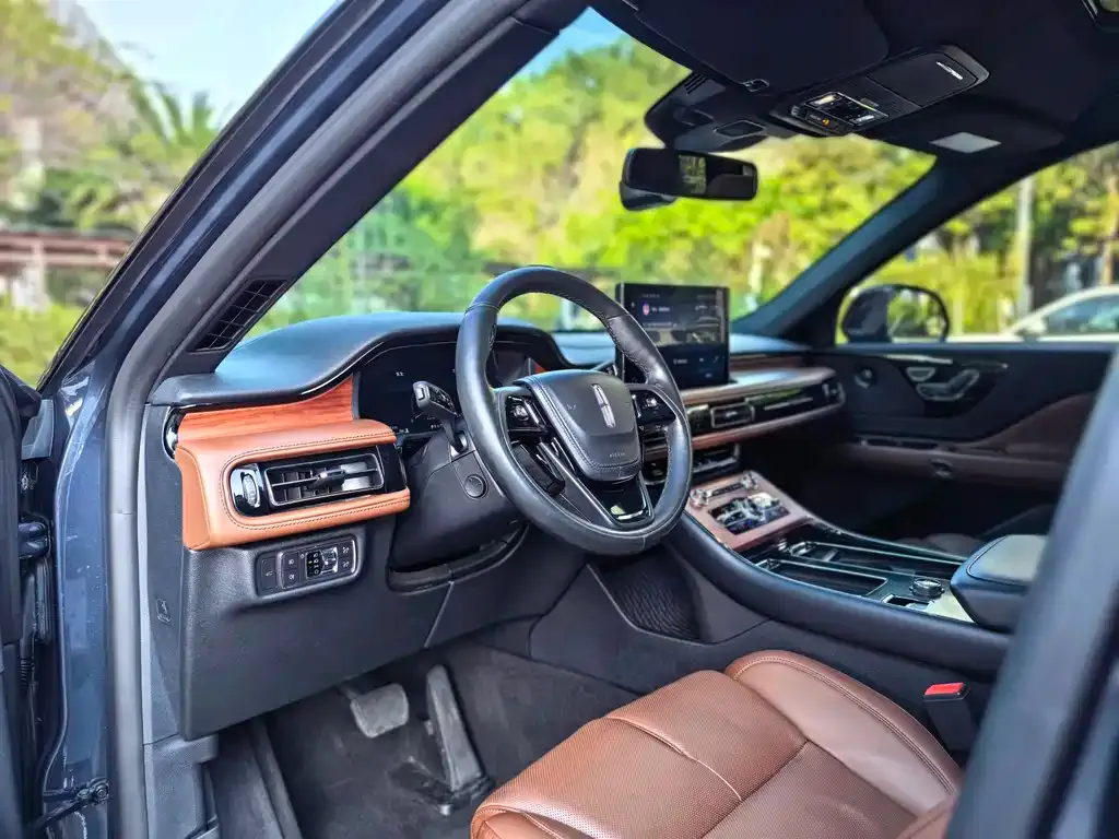 Lincoln Aviator 2021 из CN, фото 9
