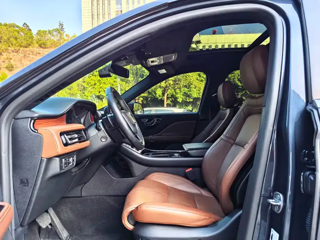 Lincoln Aviator 2021 из CN, фото 4