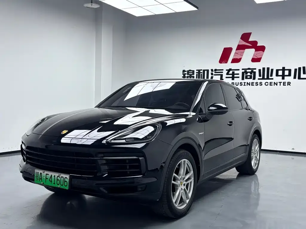 Porsche Cayenne Hybrid 2022 из CN, фото 1