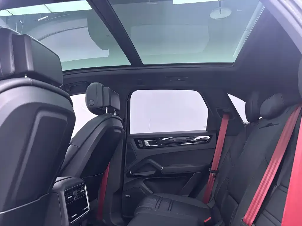 Porsche Cayenne Hybrid 2022 из CN, фото 5
