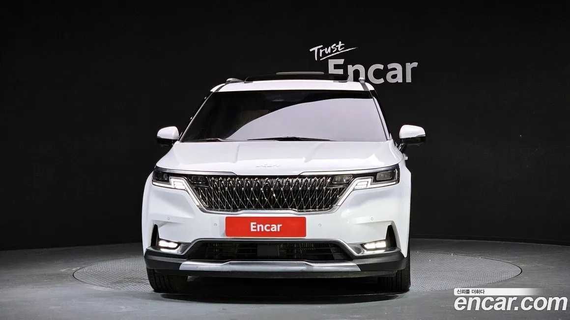 Kia Carnival — фото 2