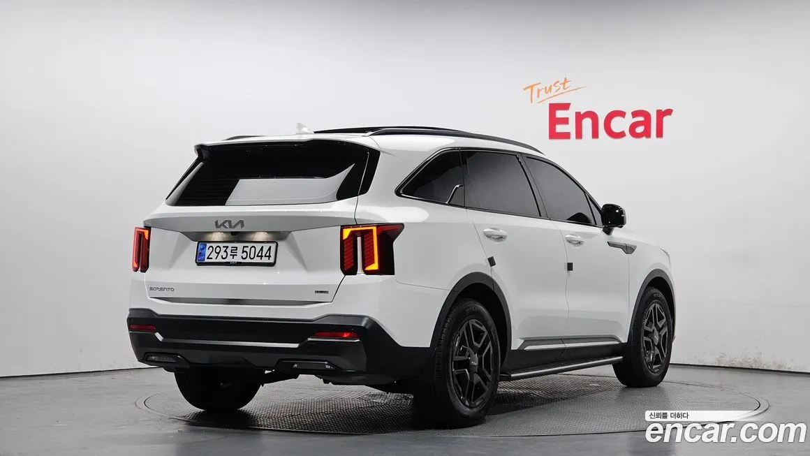 Kia Sorento — фото 3