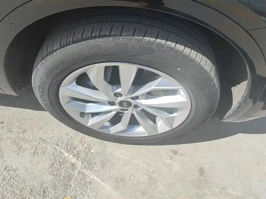 Audi Q5L 2022 из CN, фото 5