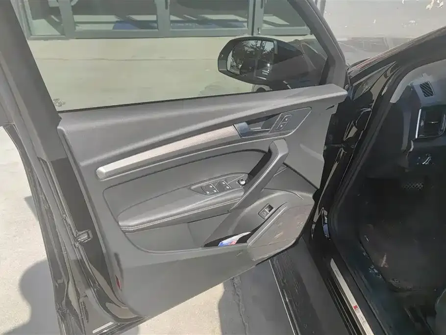 Audi Q5L 2022 из CN, фото 6