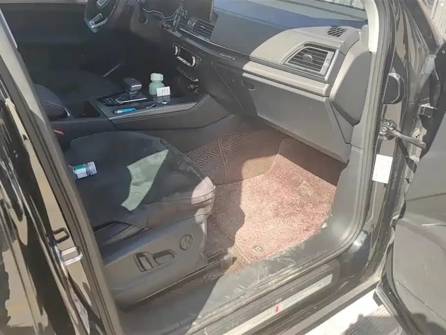 Audi Q5L 2022 из CN, фото 8