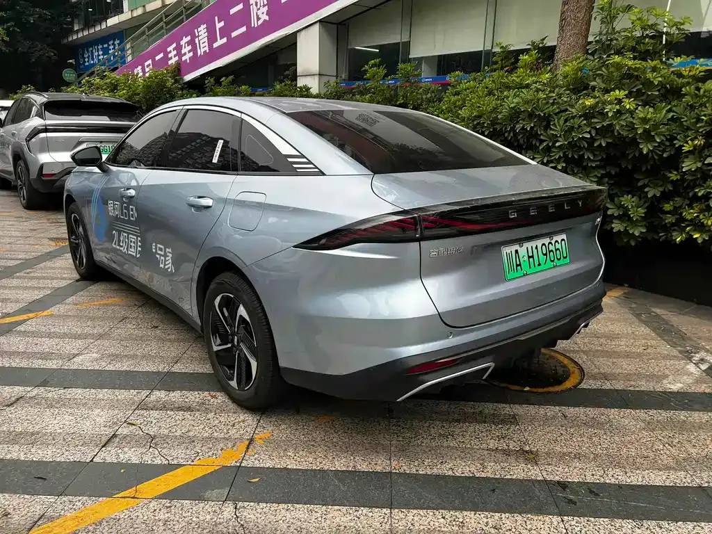 Geely Galaxy L6 2025 из CN, фото 4