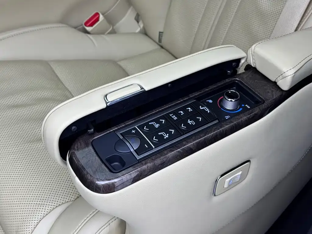 Toyota Vellfire 2021 из CN, фото 5