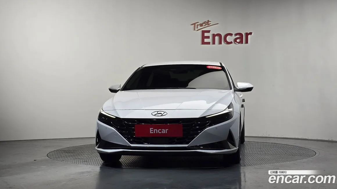 Hyundai AVANTE — фото 2
