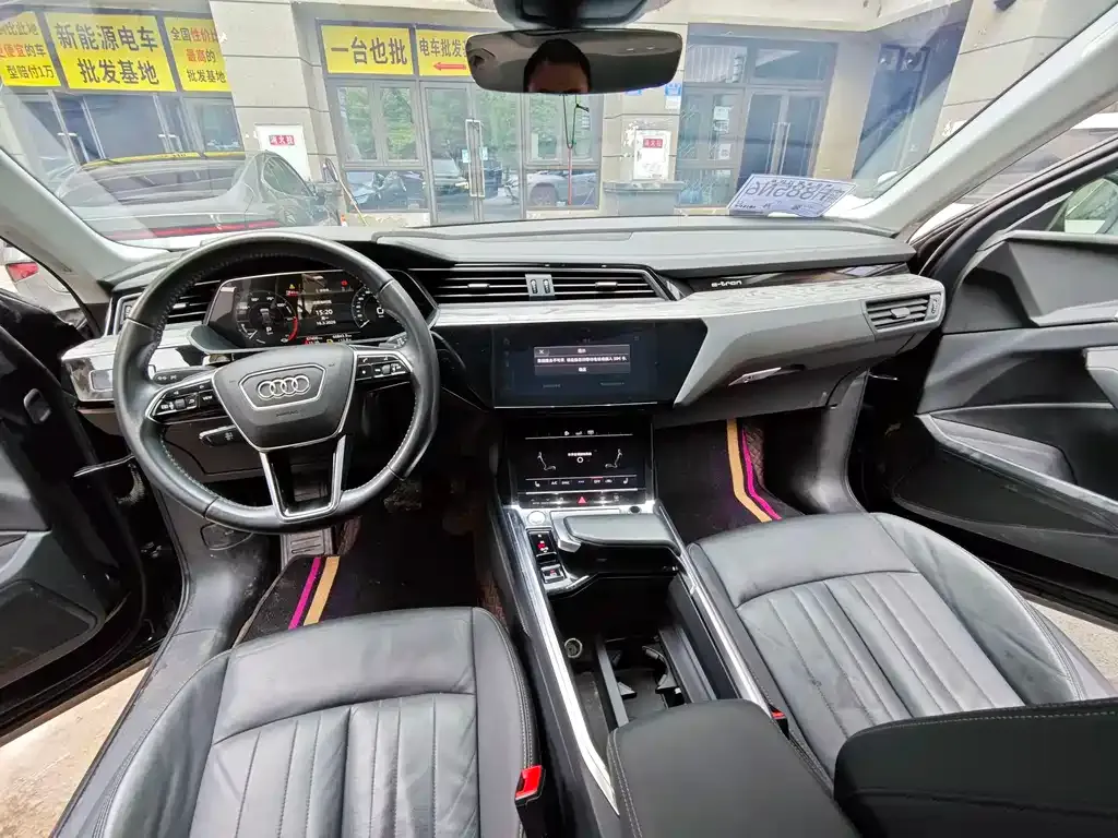 Audi e-tron (Import) 2021 из CN, фото 6