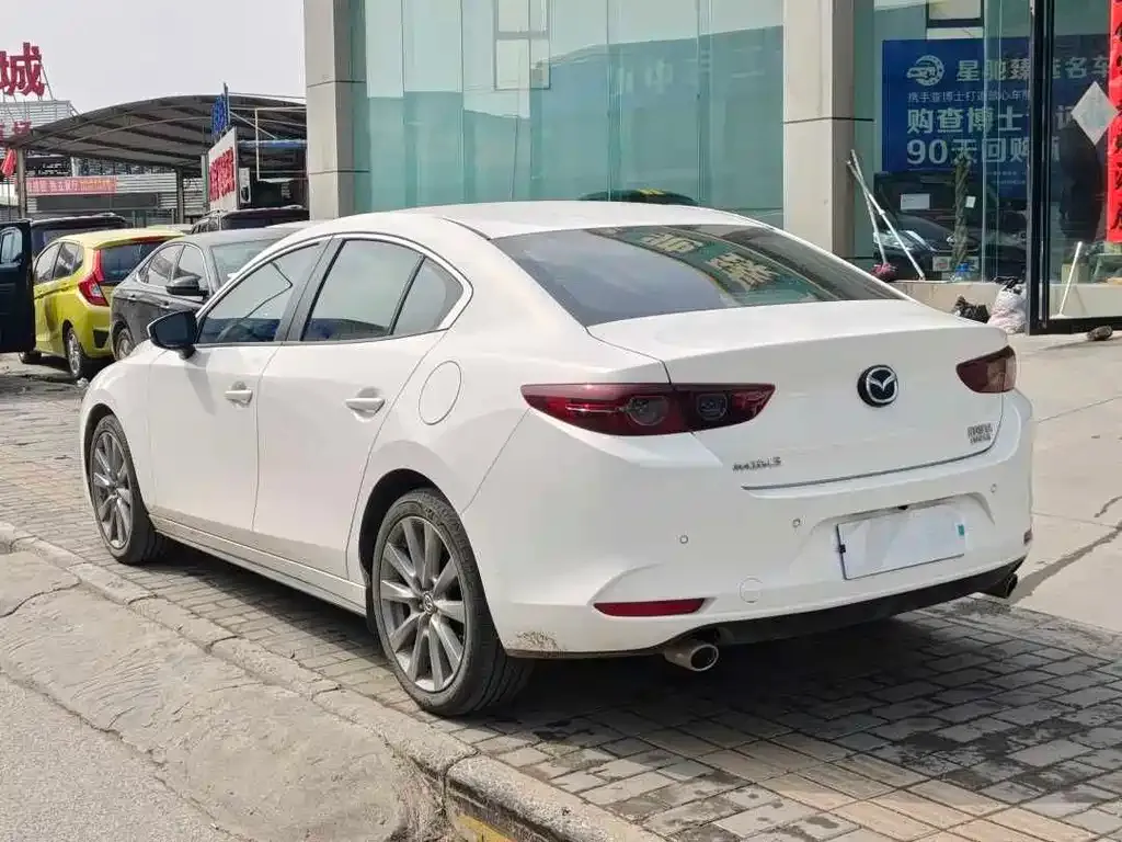 Mazda 3 Axela 2025 из CN, фото 8