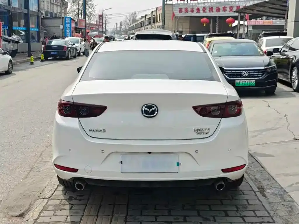 Mazda 3 Axela 2025 из CN, фото 4