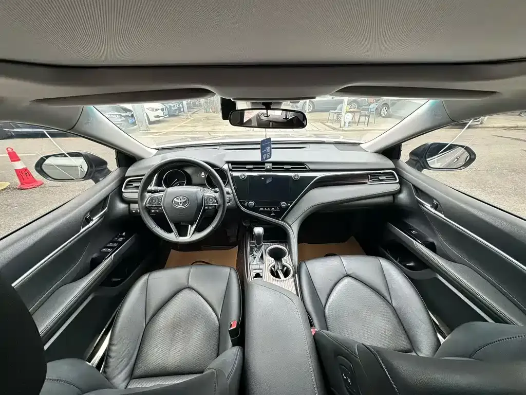 Toyota Camry 2021 из CN, фото 9