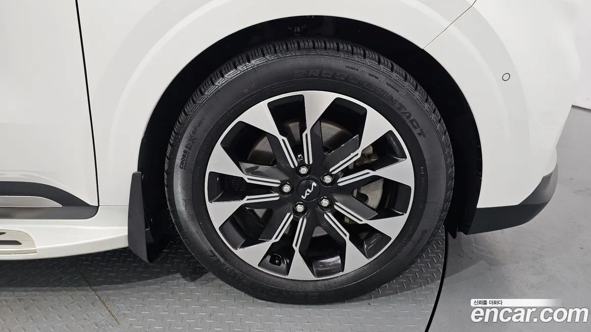 Kia Carnival 2023 из KR, фото 3