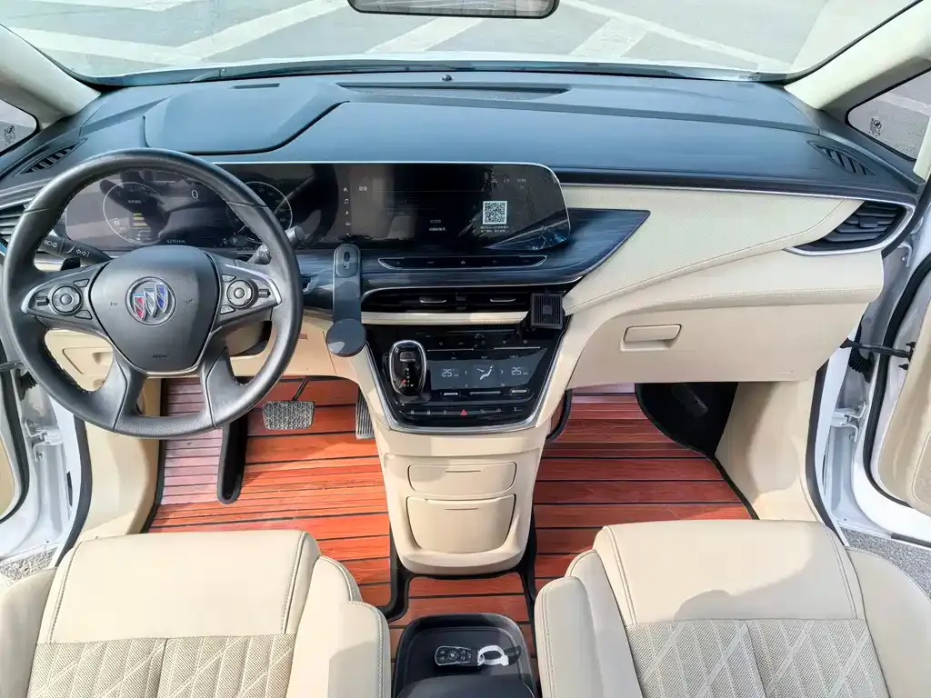Buick GL8 2022 из CN, фото 2
