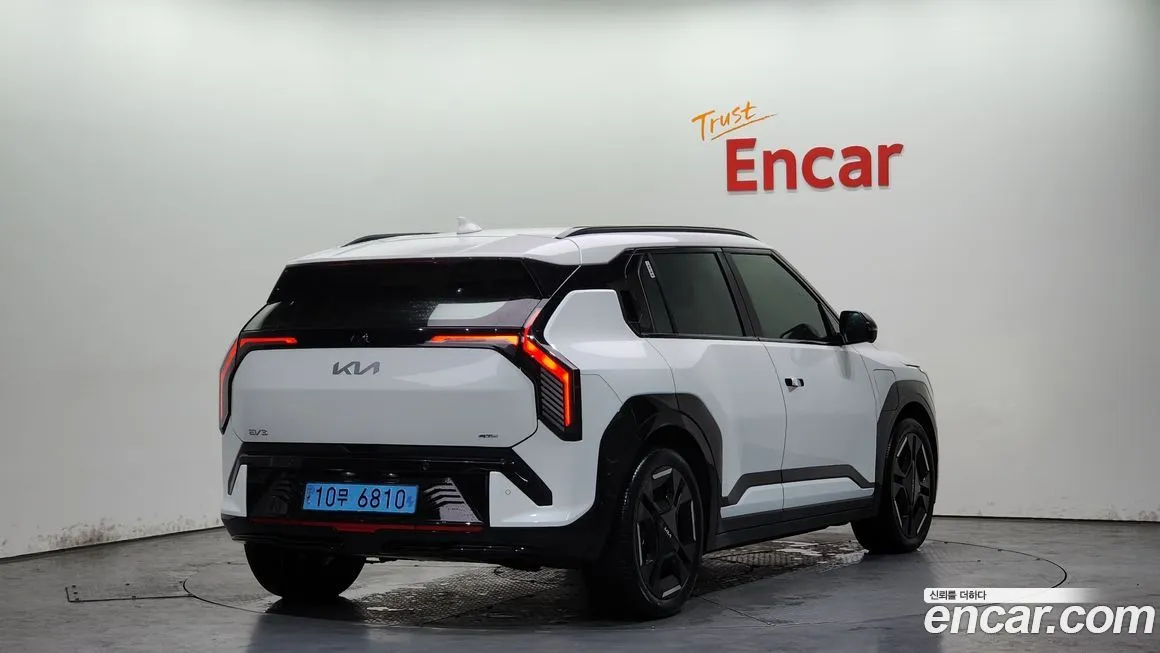 Kia EV3 — фото 3