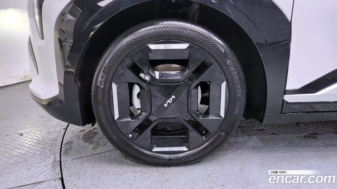 Kia EV3 — фото 6