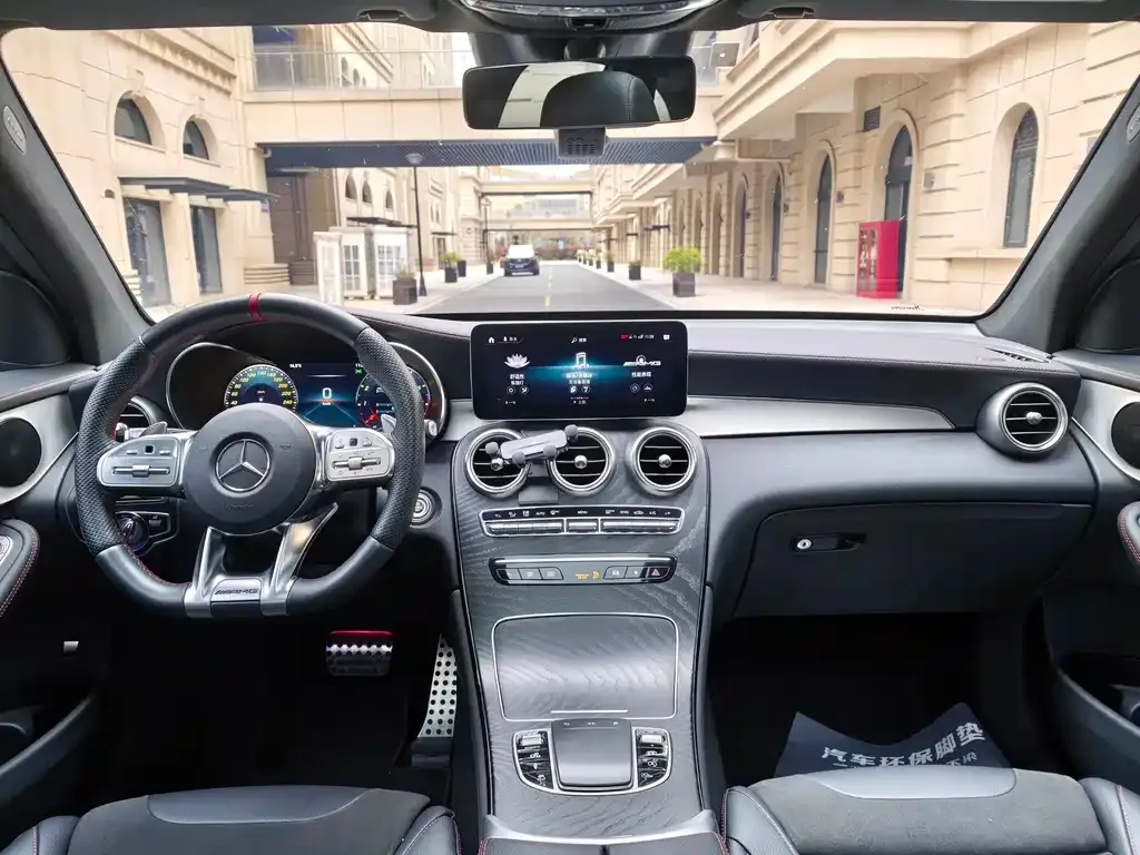 Mercedes-Benz GLC AMG 2023 из CN, фото 3