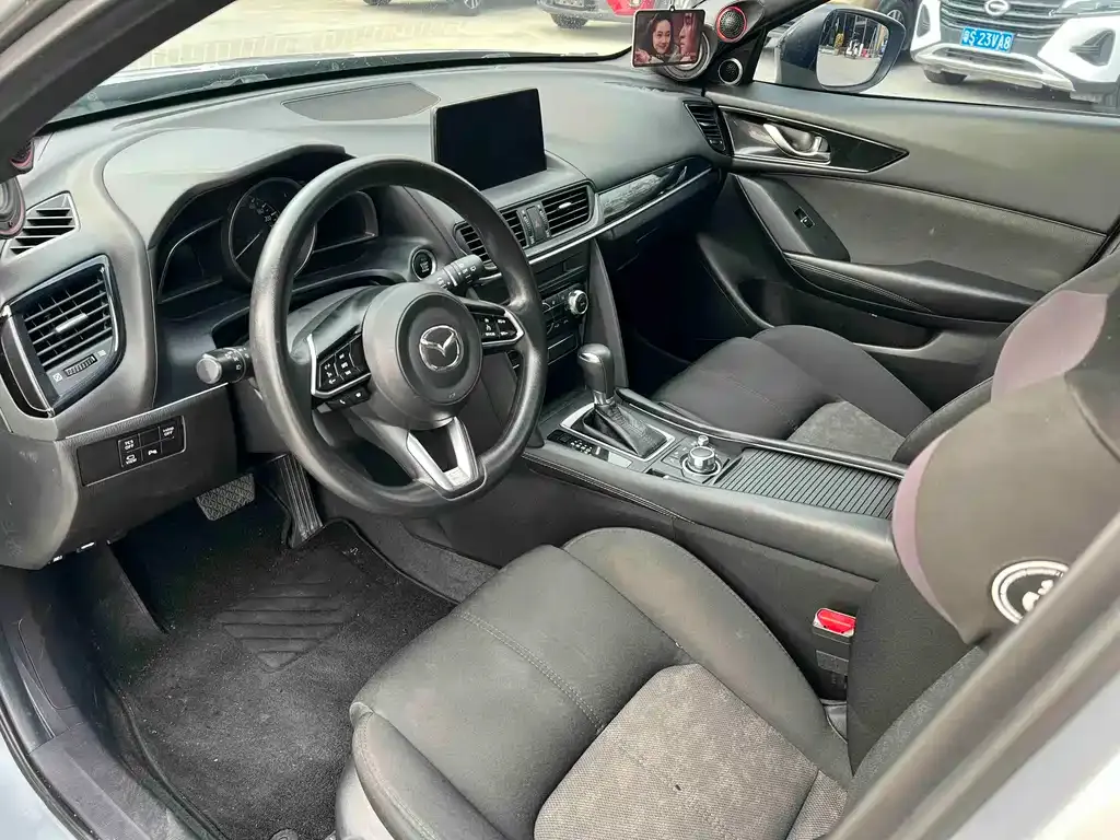 Mazda CX-4 2021 из CN, фото 8