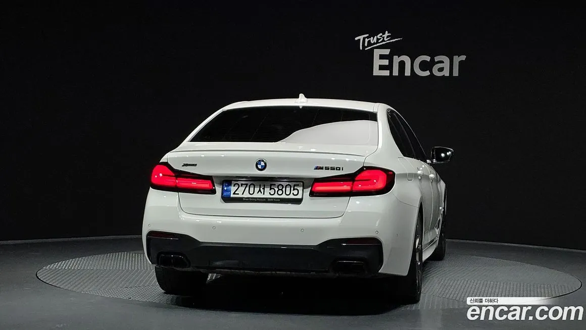 BMW 5-Series 2022 из KR, фото 9