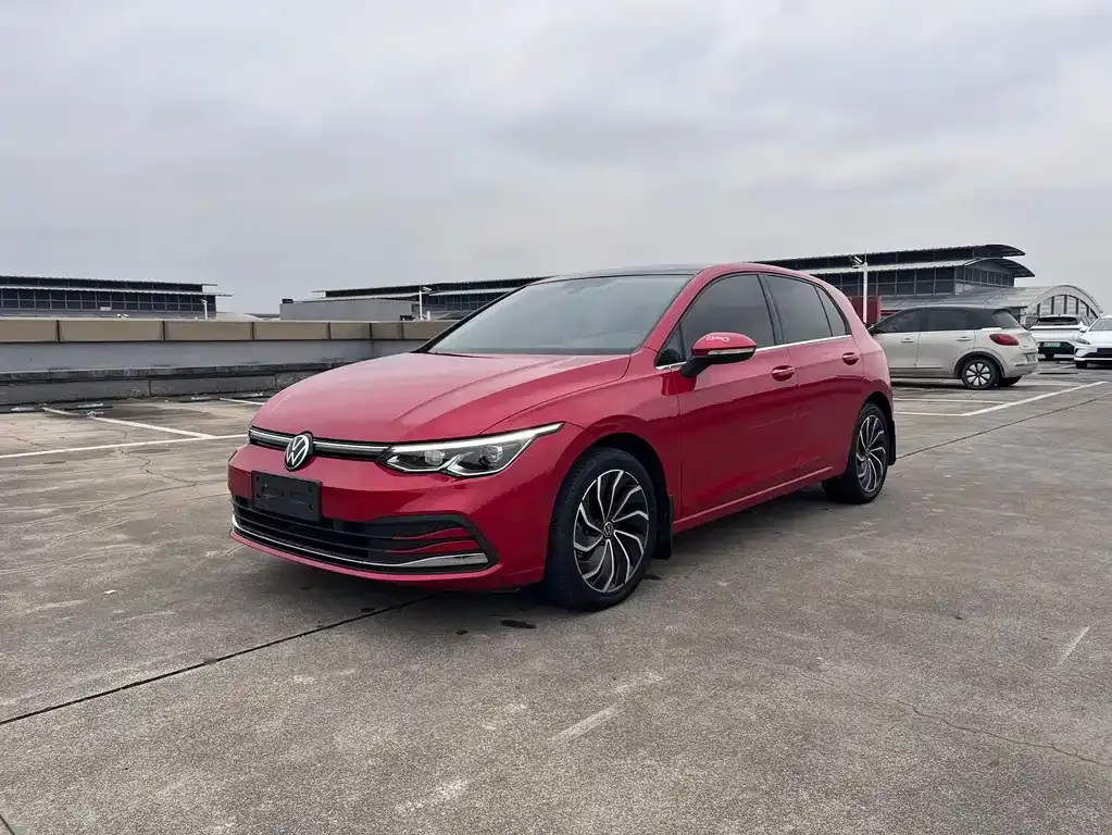 Volkswagen Golf 2022 из CN, фото 1