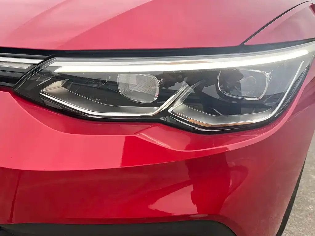 Volkswagen Golf 2022 из CN, фото 2
