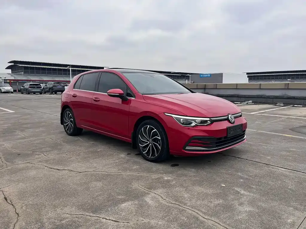Volkswagen Golf 2022 из CN, фото 5