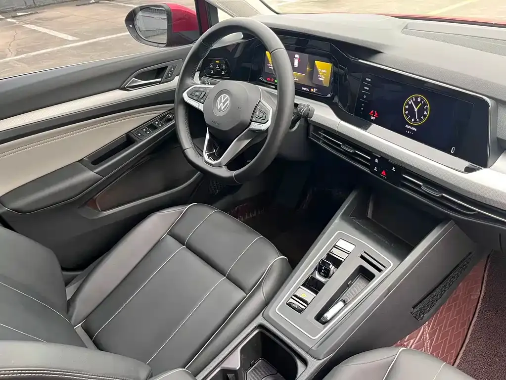 Volkswagen Golf 2022 из CN, фото 8