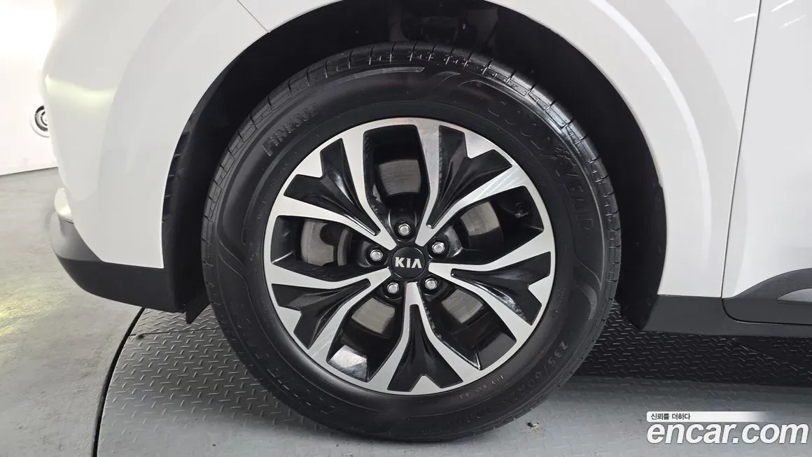 Kia Carnival 2021 из KR, фото 2