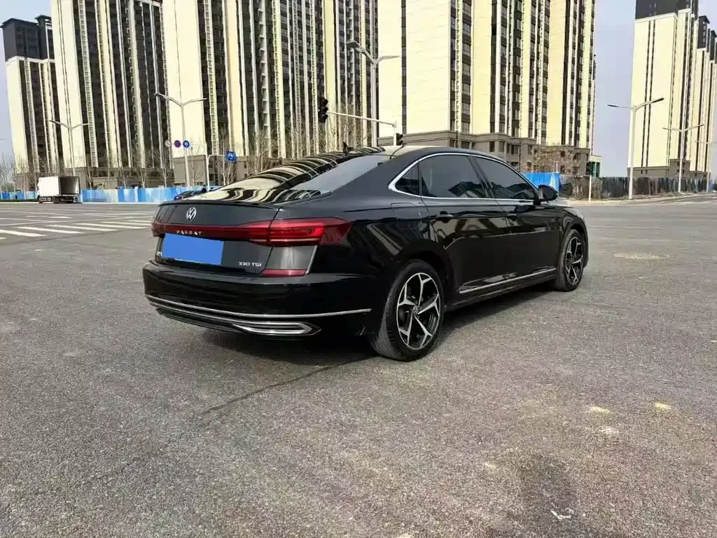 Volkswagen Passat — фото 3